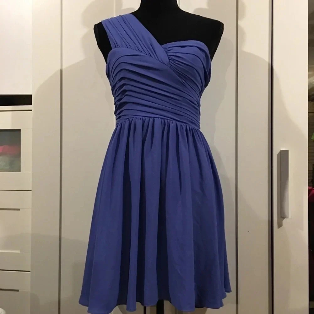 EXPRESS Ruched One Sleeve Fit & Flare Dress Lined Size 4